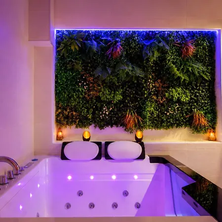 Beau Avec Jacuzzi דירה *