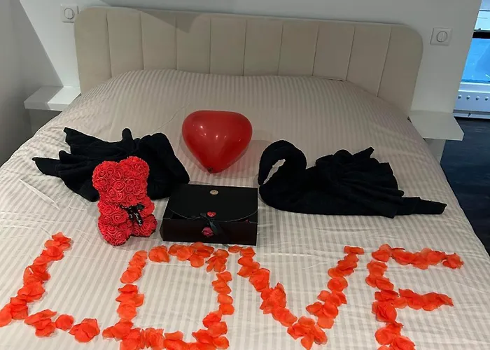 Beau Avec Jacuzzi Barr